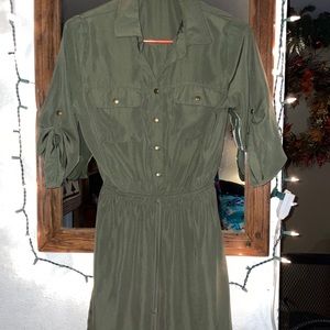 Button down green dress